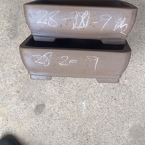 中国宜兴紫砂花盆，