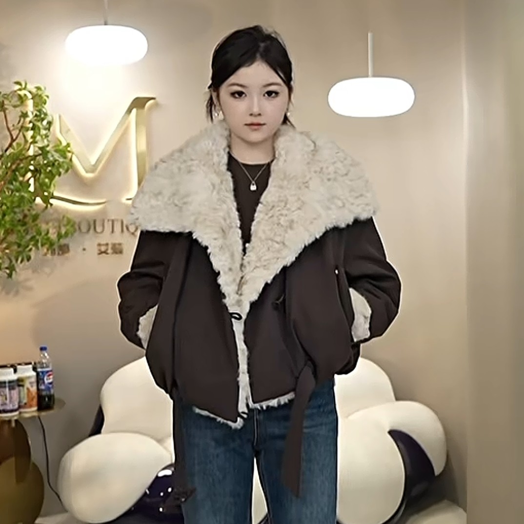A58900刘梅家毛领羽绒服
