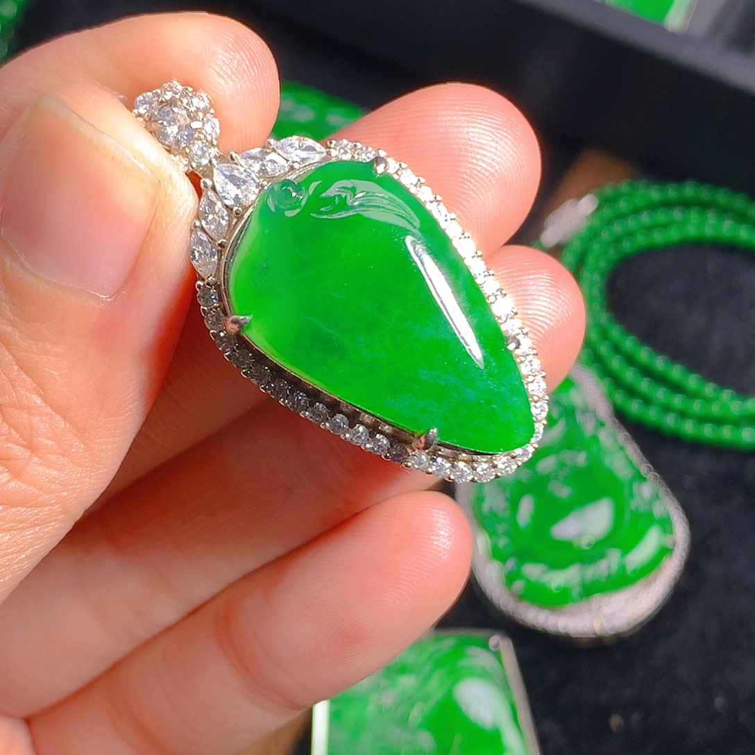 翡翠吊坠(不含链)未镶嵌