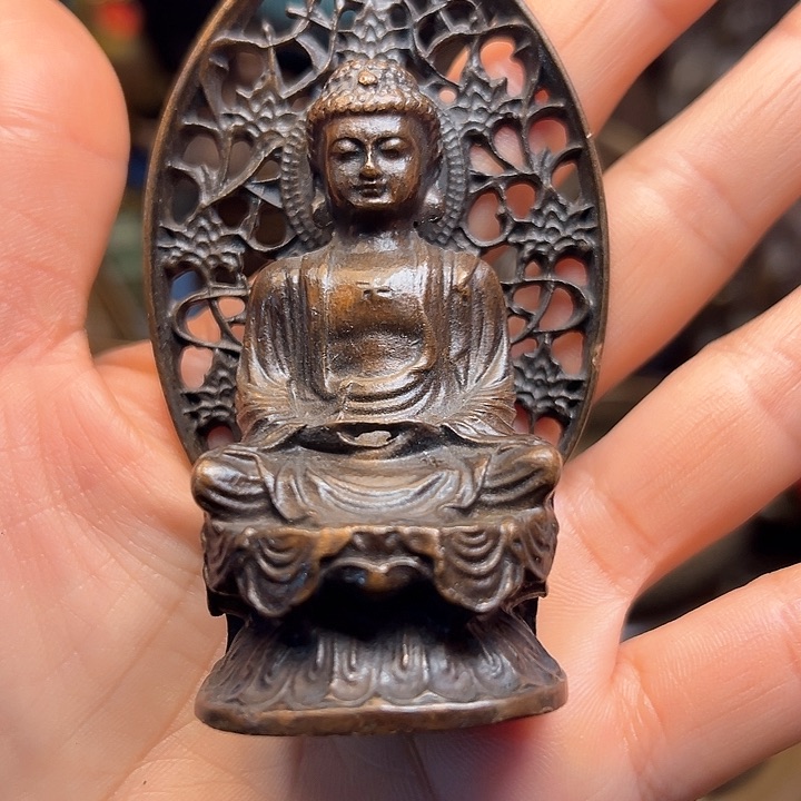 铜器摆件老王直播间
