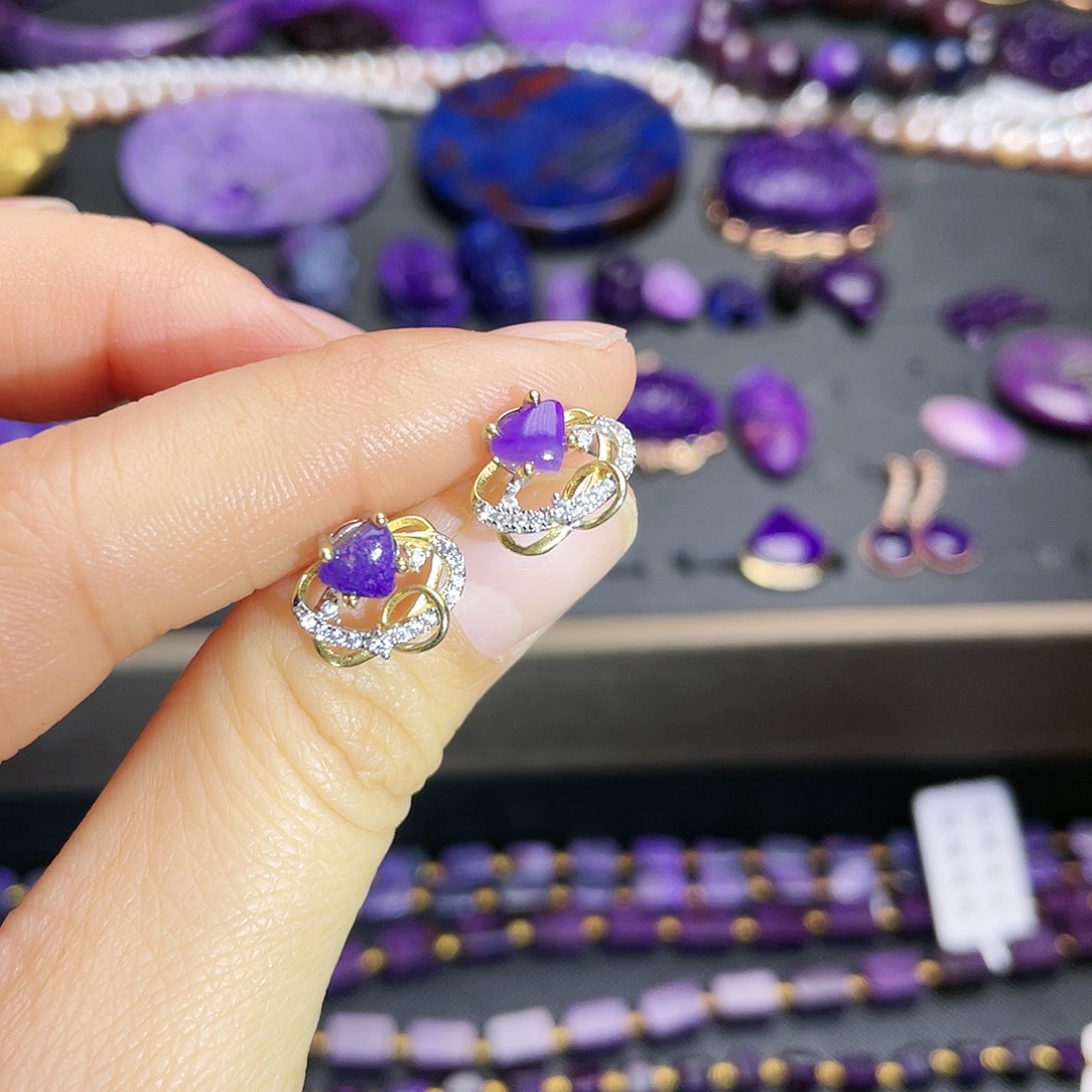 苏纪石（舒俱来）耳钉银S925镶嵌