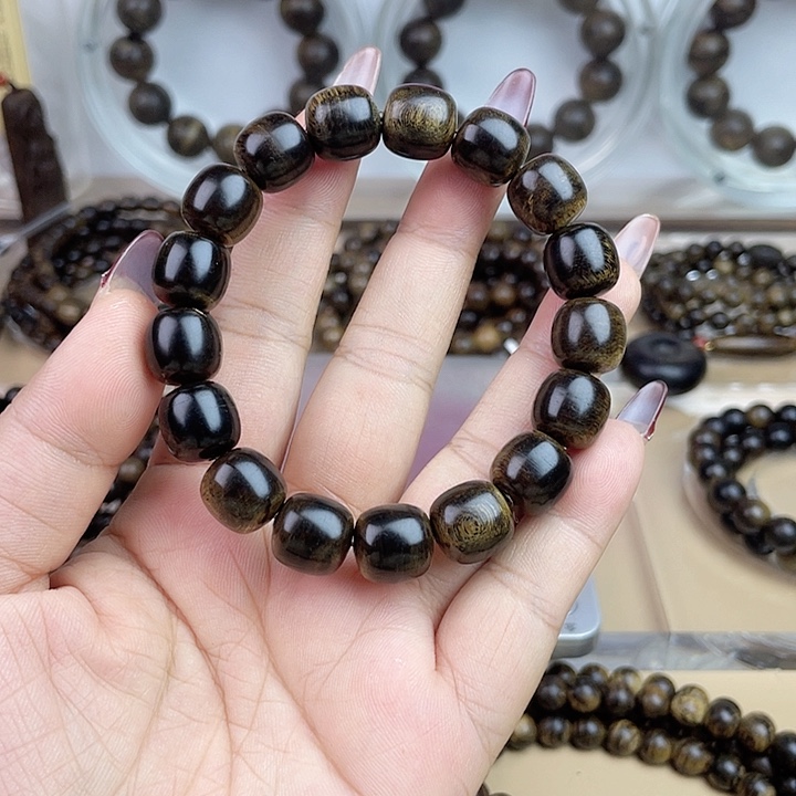 沉香手串十*顺化紫奇留疤嘤子