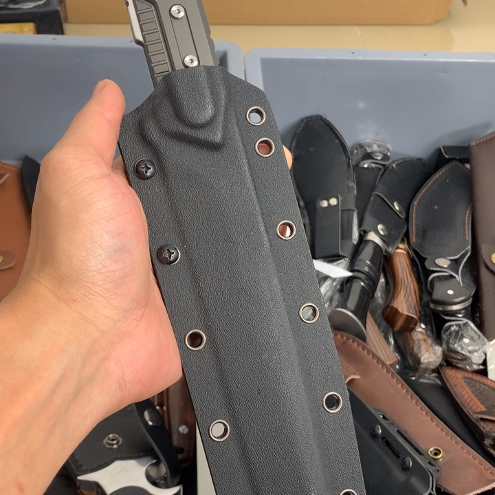 微瑕机甲户外工具