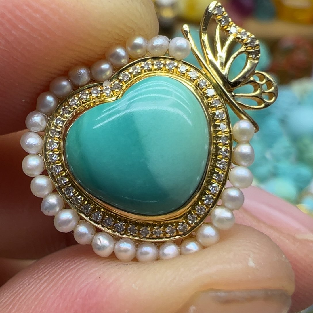 绿松石颈饰18K金镶嵌