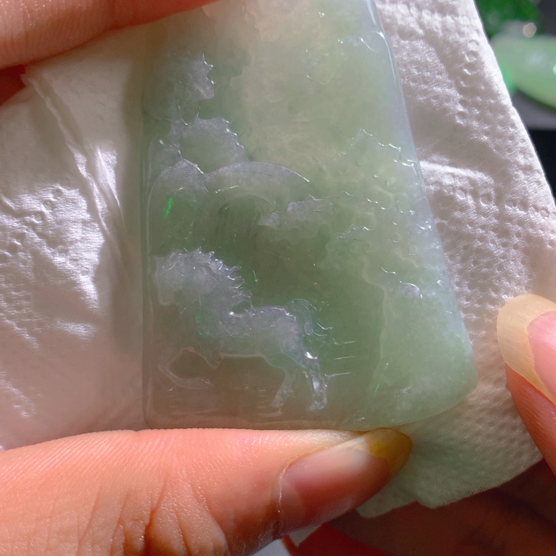 翡翠未镶嵌颈饰翡翠