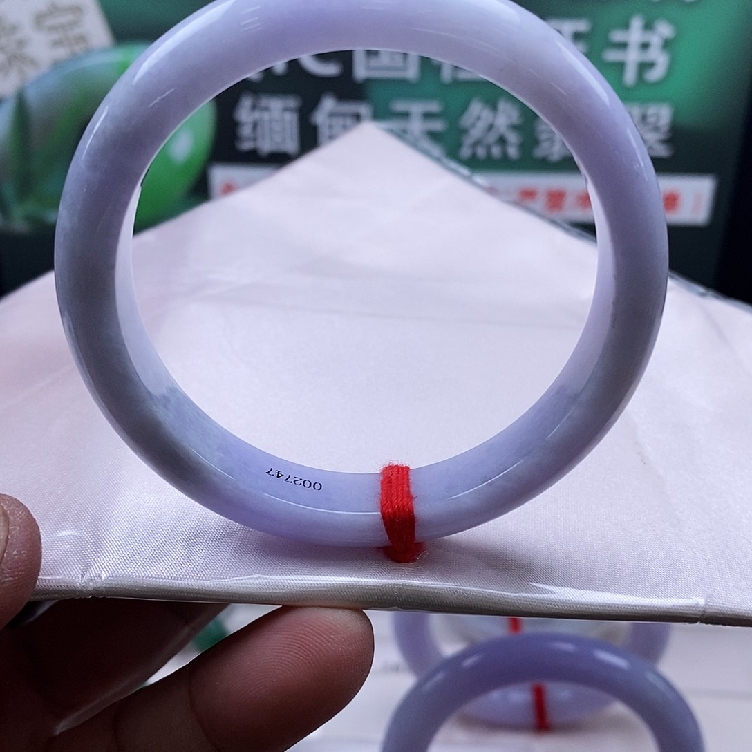 翡翠未镶嵌手镯正圈