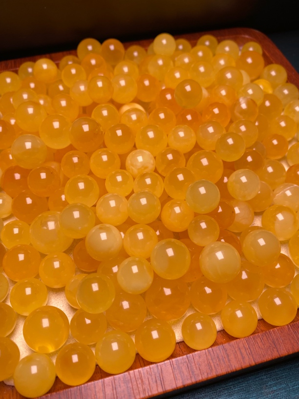 天然蜜蜡焦皮料橘子色散珠一枚用于DIY手工串珠多样性随机发货