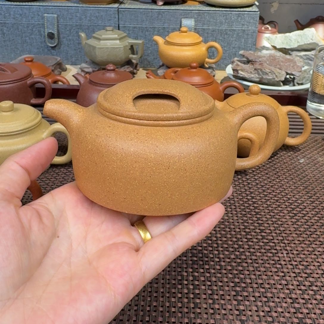茶壶段泥黄金段230毫升左右