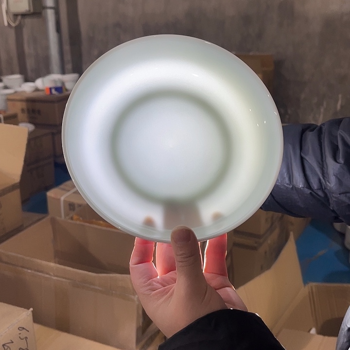 瓷片玉泥青瓷7.5英寸喔盘两个，包邮
