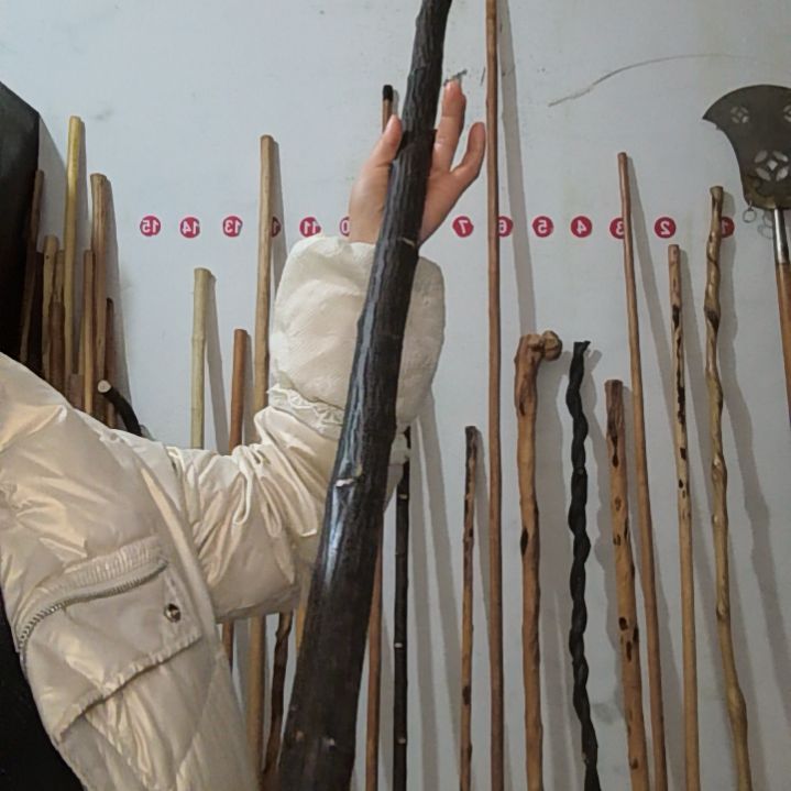 空***山原生态黑铁藤鞭杆