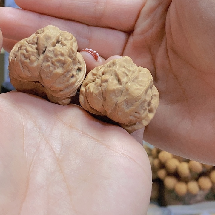 【闪购商品】文玩核桃把件35.5蛤蟆头修