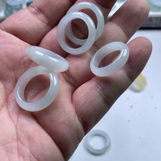 翡翠戒圈未镶嵌多样性拍一发一口径14到19