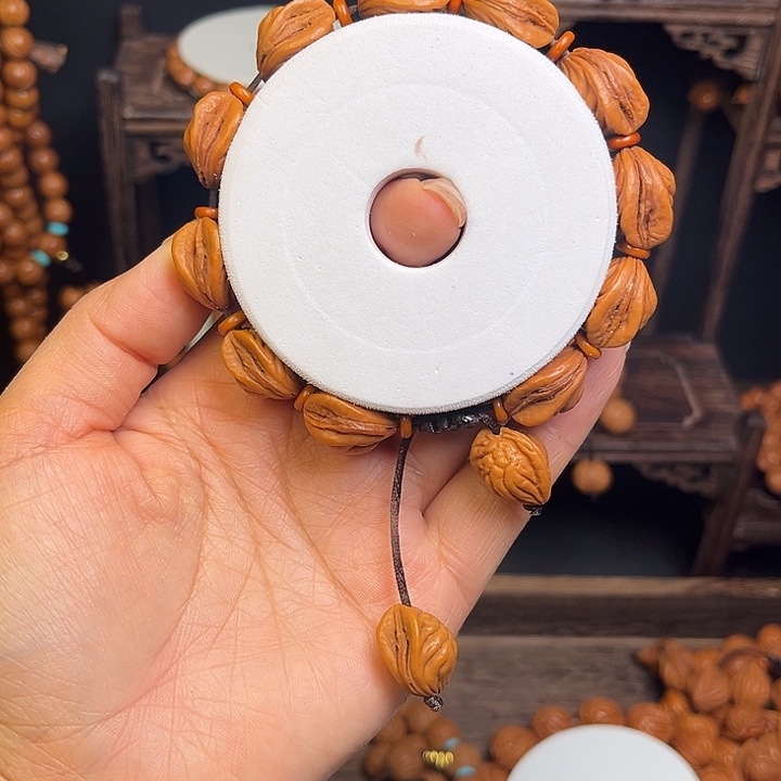 吊坠桃核生命之源