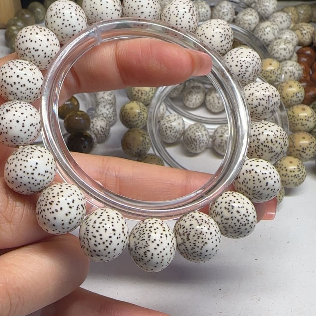 星月菩提吊坠潘****铺1413苹果圆正月