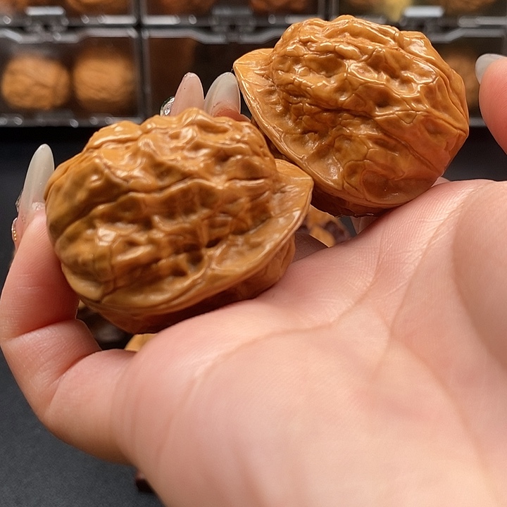 文玩核桃吊坠荷叶金蝉