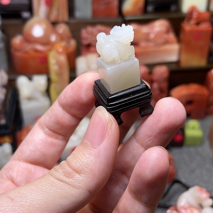 威***坤老挝石老挝石印章