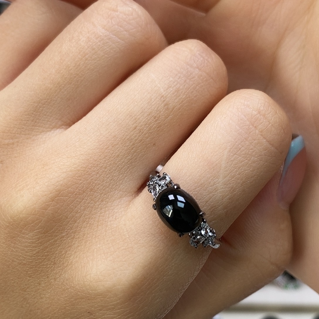 翡翠18K金镶嵌戒指