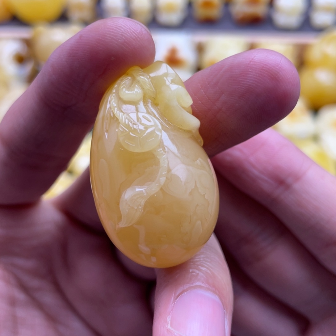 琥珀未镶嵌裸石蜜蜡