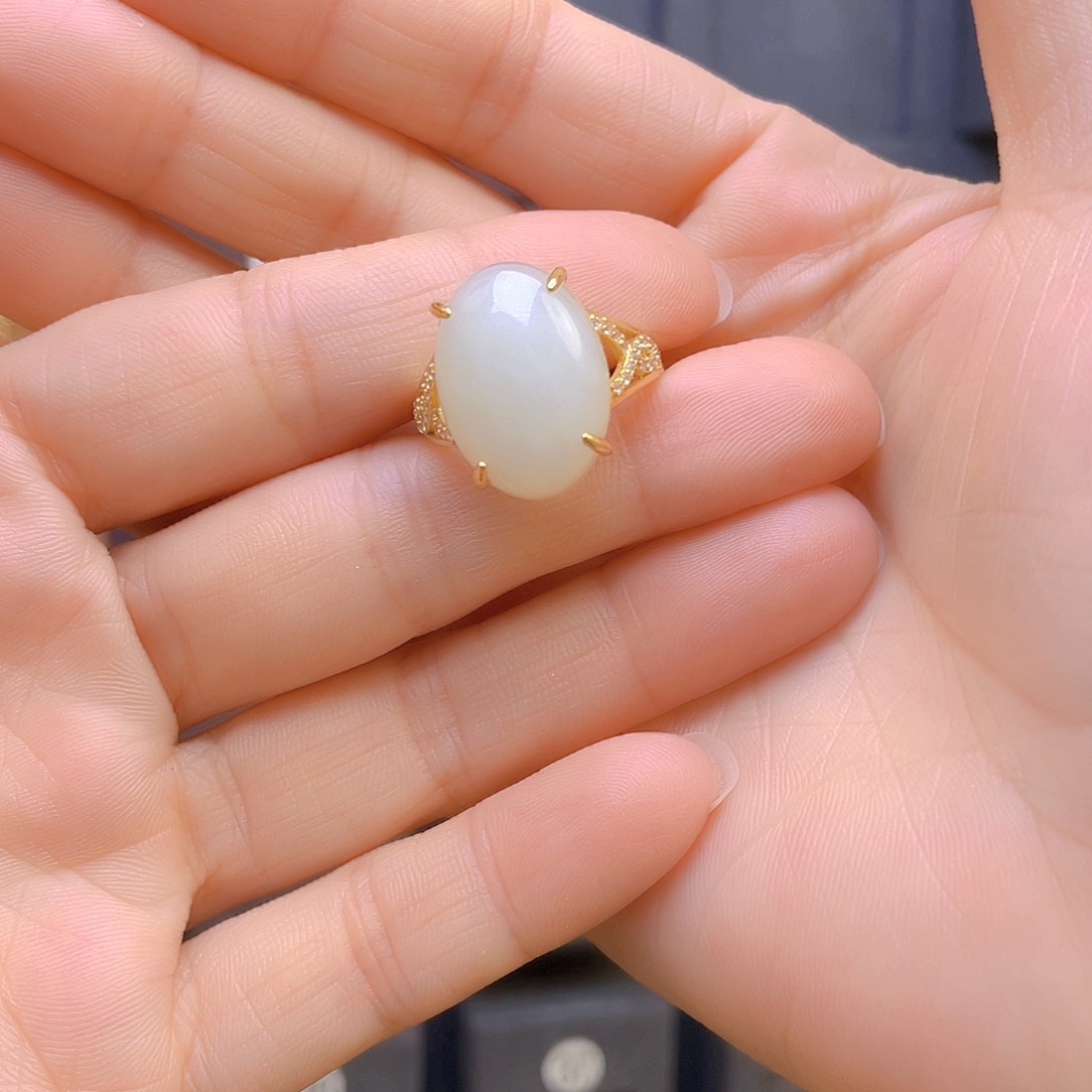 和田玉戒指银S925镀金镶嵌