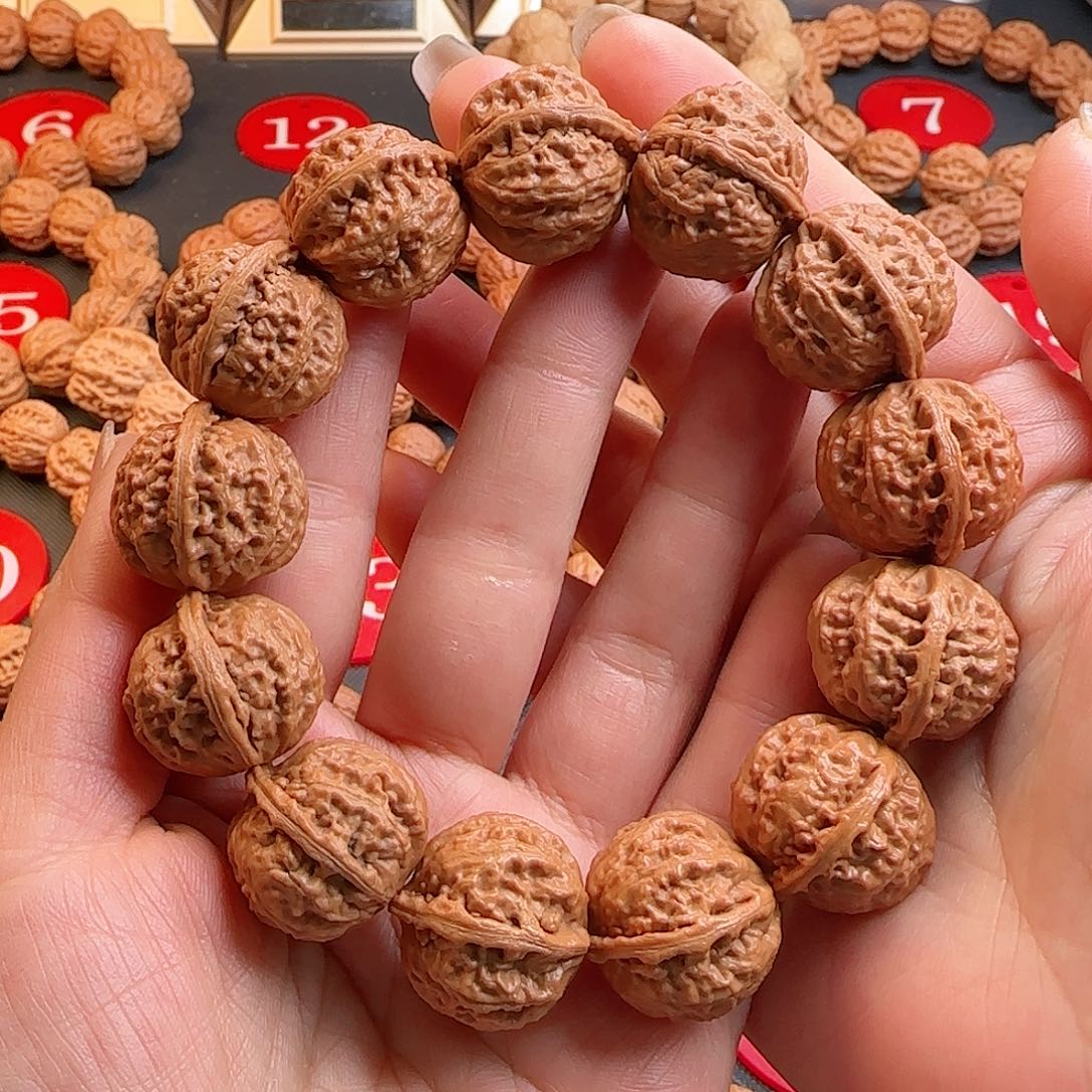 文玩核桃手串一道筋狮子头