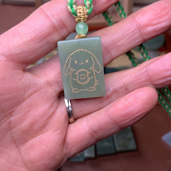 和田玉（糖玉）未镶嵌颈饰