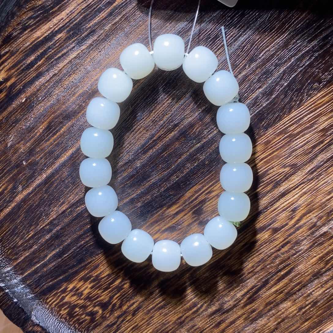 和田玉手串未镶嵌卡12老型