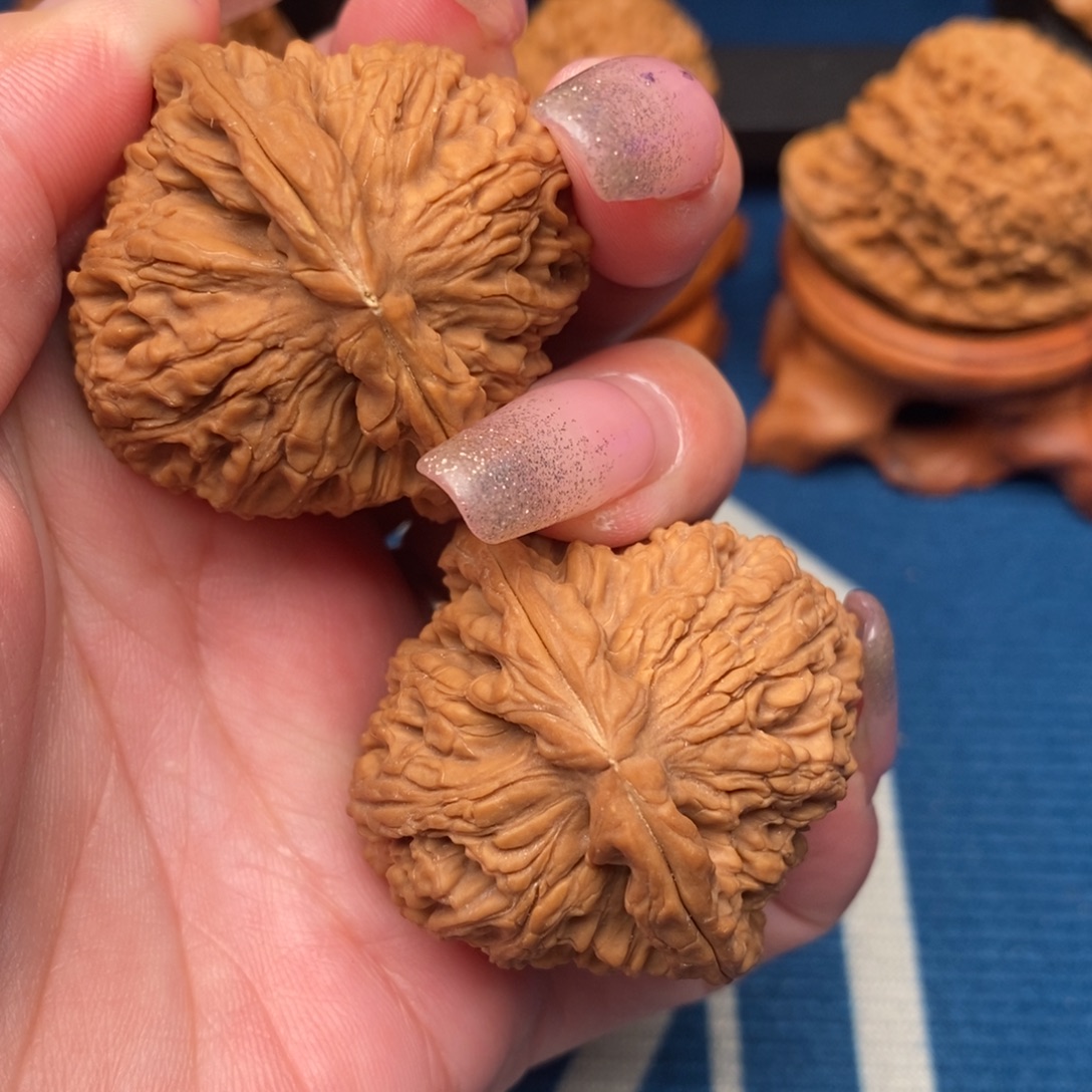 师***方吊坠文玩核桃南疆