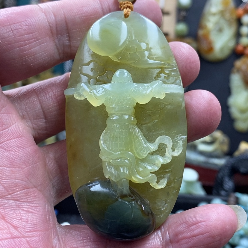 【闪购商品】蛇纹石玉吊坠未镶嵌