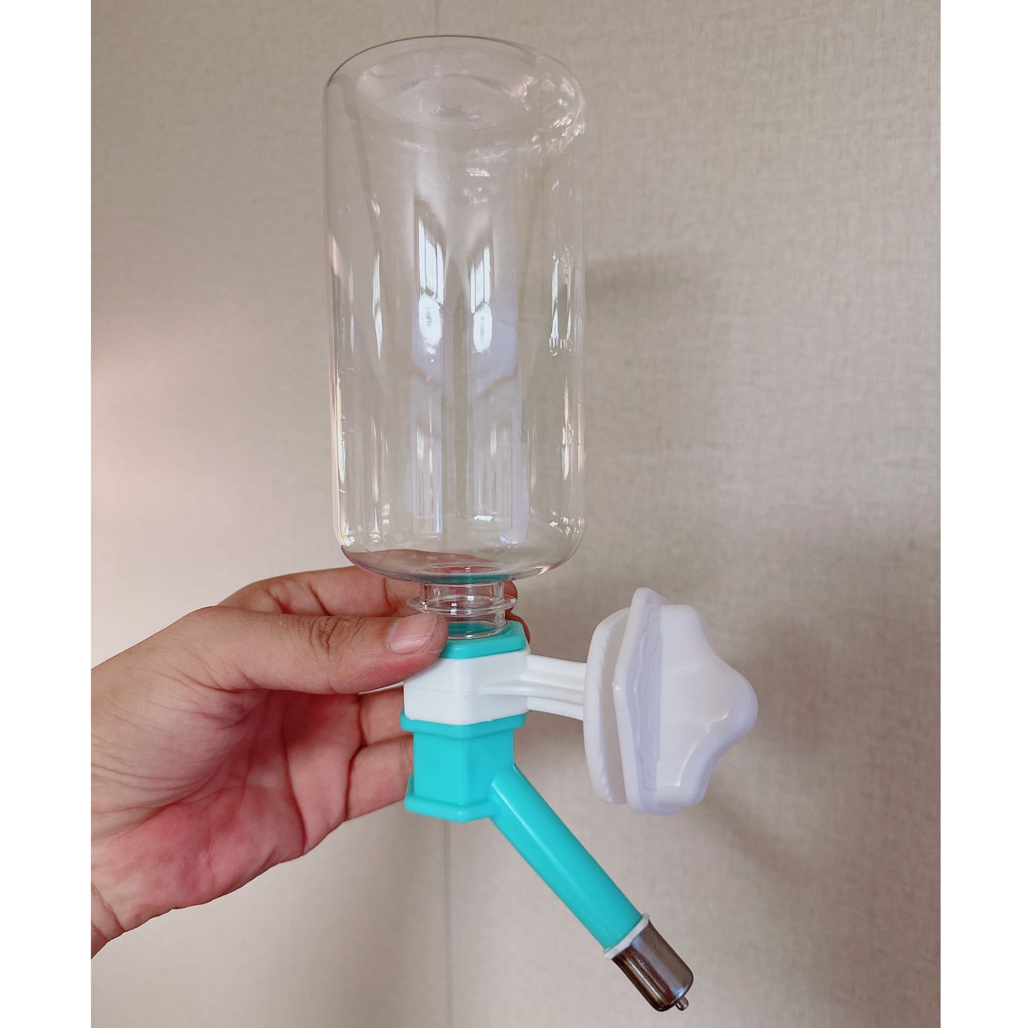 猫狗不湿嘴饮水器喝水猫咪狗狗悬挂式撞针饮水器可挂式宠物饮水器