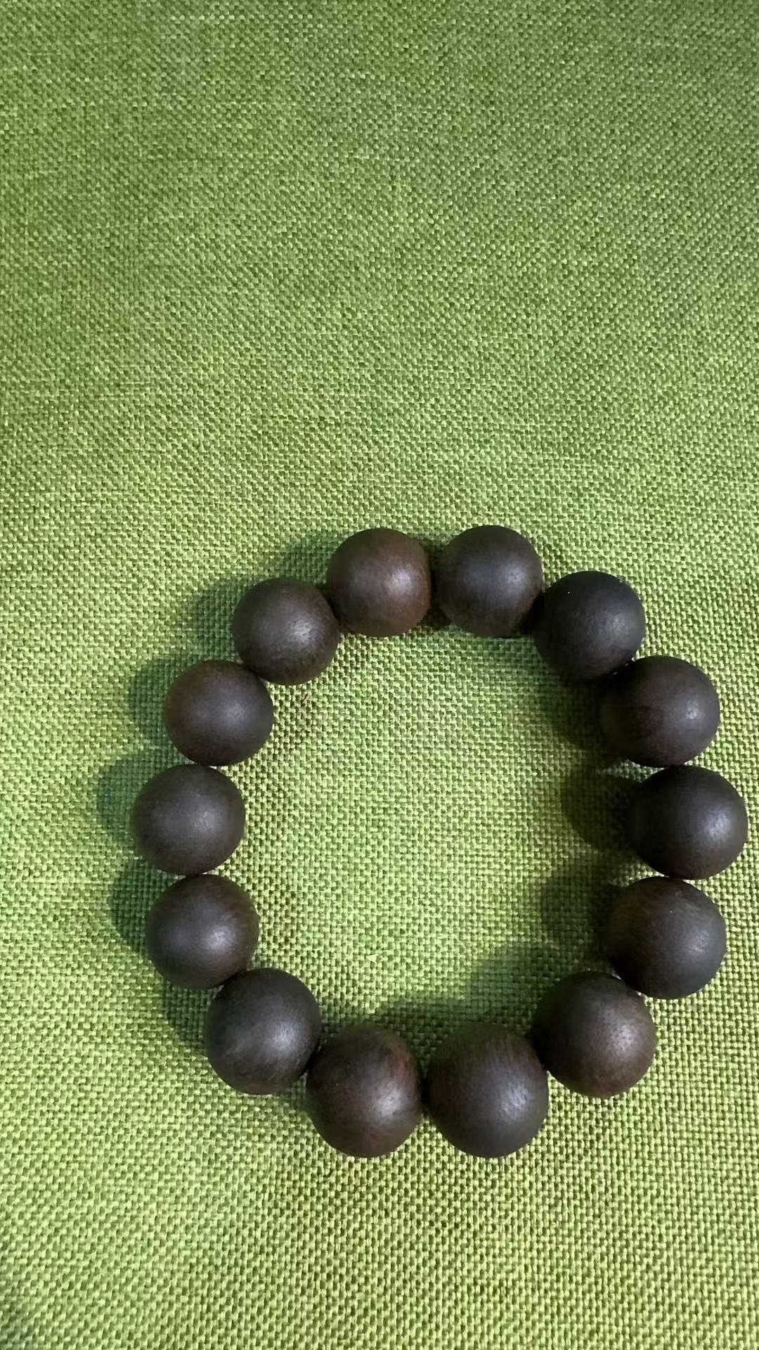 瑞哥专属沉香手串Z008