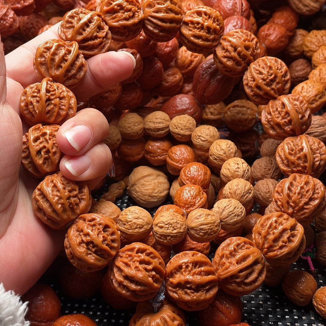 M***h手串文玩核桃西瓜八棱