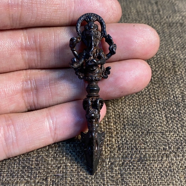 天铁老胎象财神金刚杵挂件