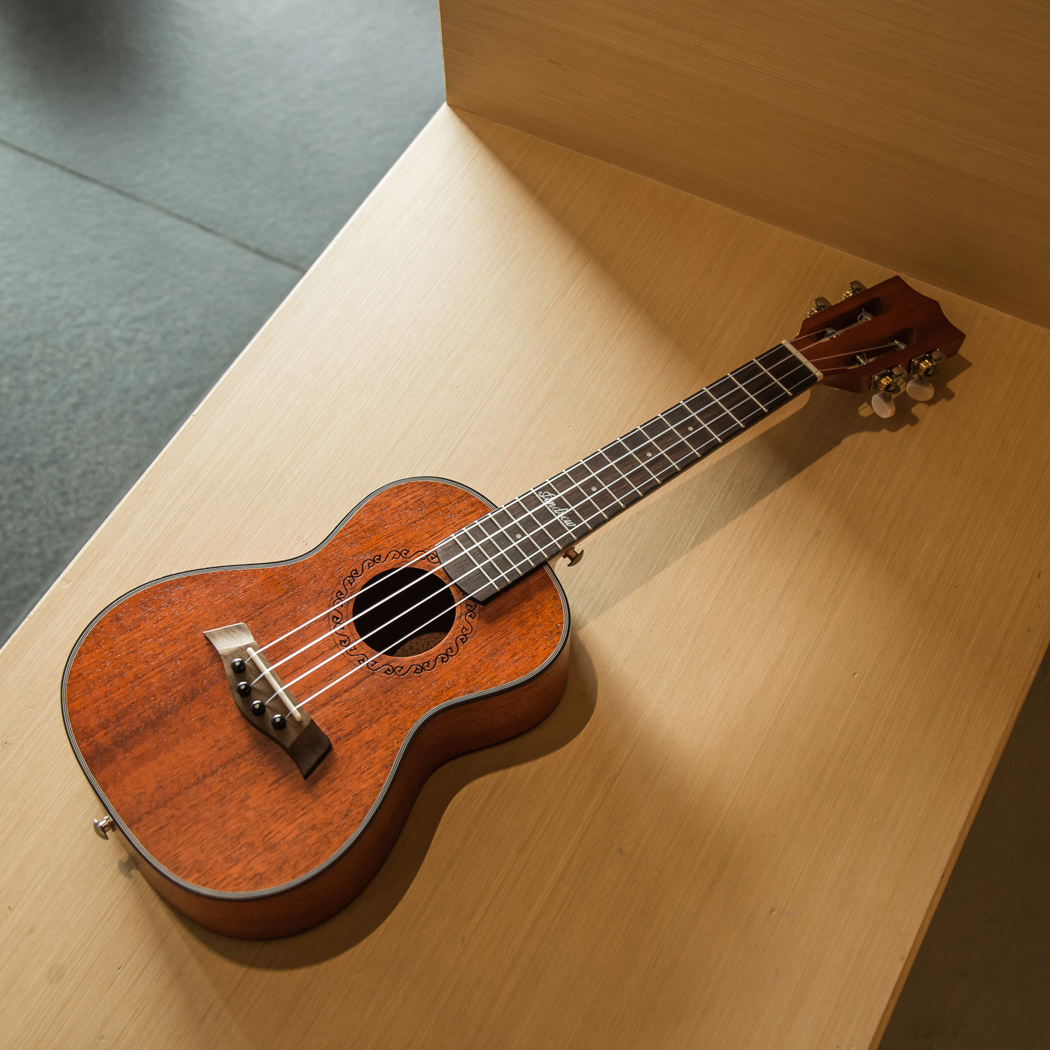 andrew/安德鲁单板尤克里里正品演奏级女生初学者小吉他23儿童