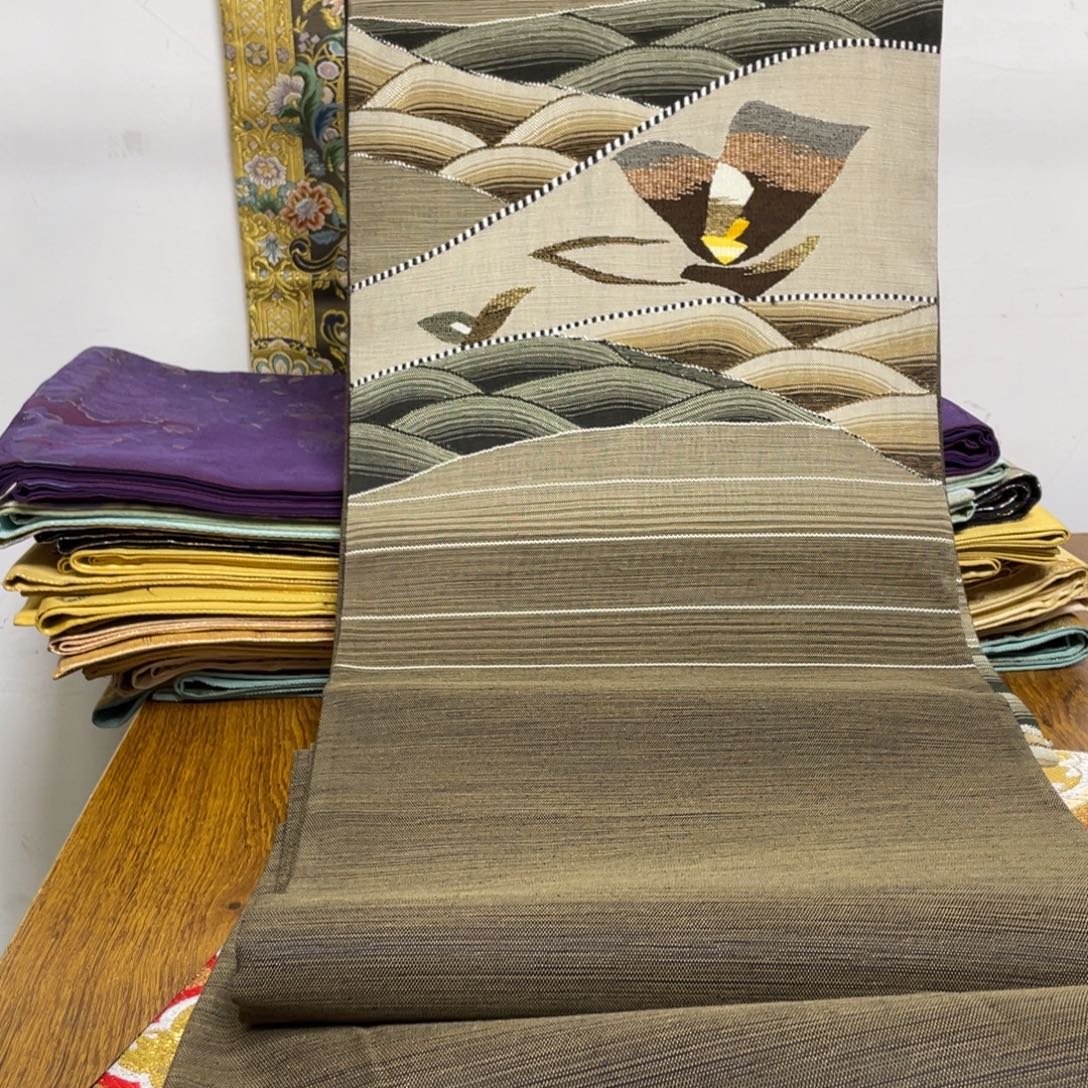 织绣本缂丝本缂丝