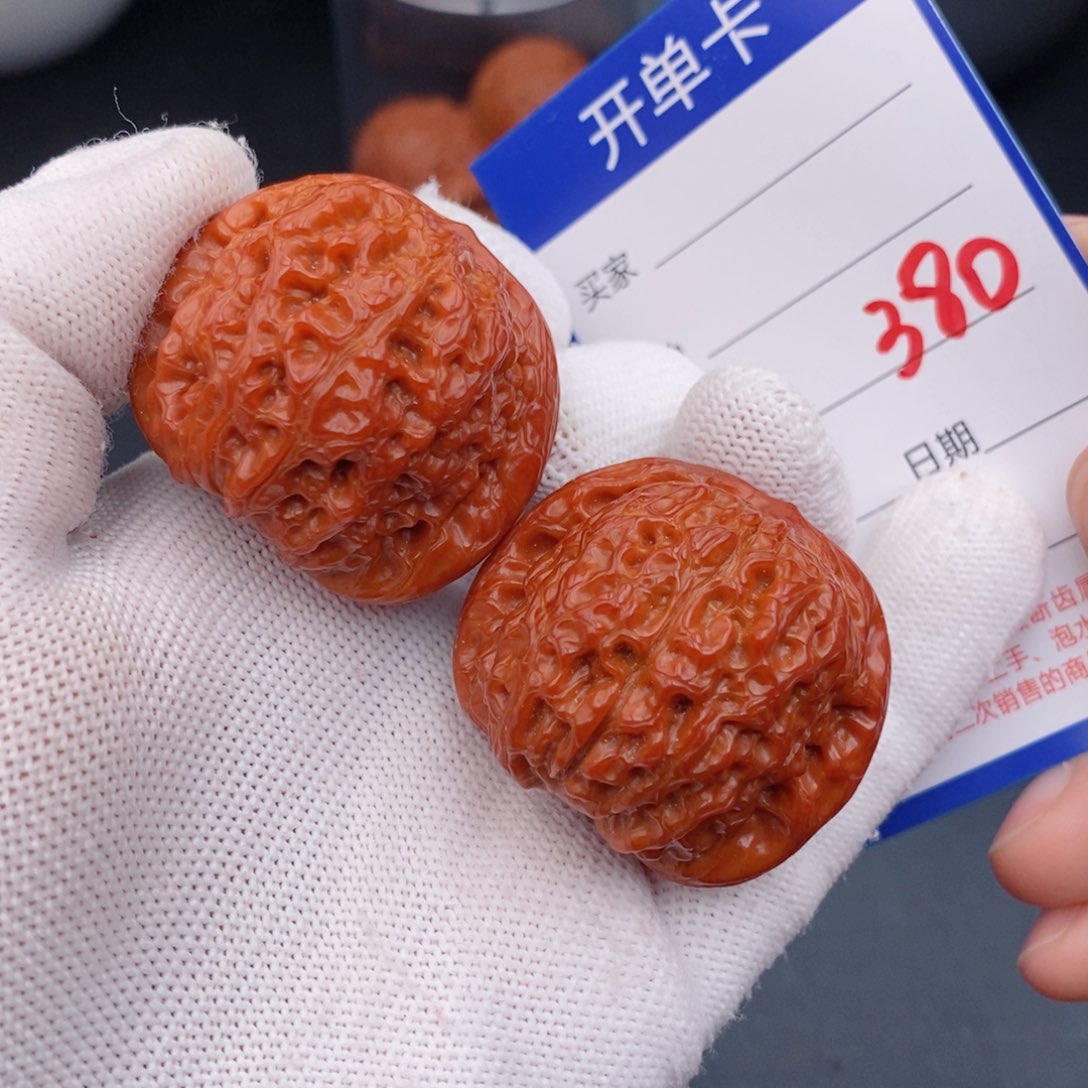 文玩核桃把件38血麒麟380