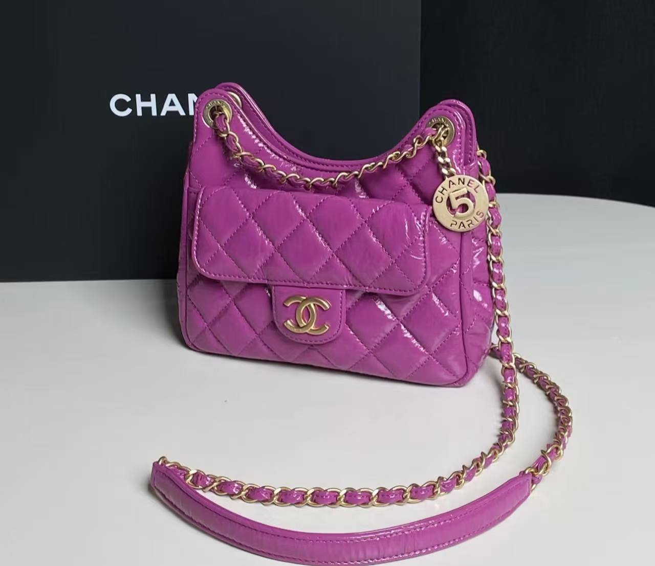 99新 Chanel/香奈儿 多多奢品/香奈儿23B天猫精灵小号油蜡皮 /99