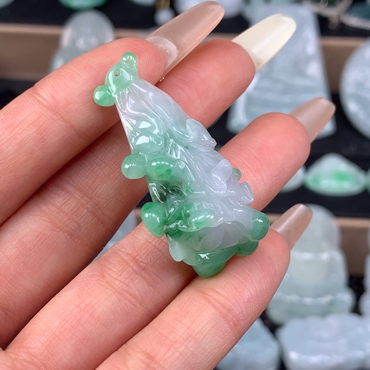 颈饰未镶嵌翡翠白菜吊坠