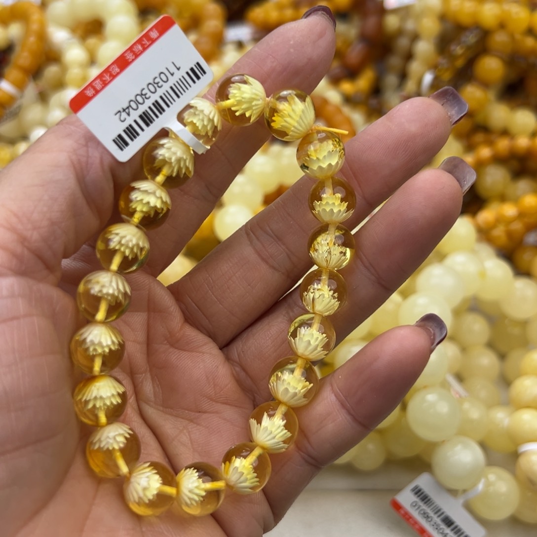 琥珀珠宝奇石未镶嵌