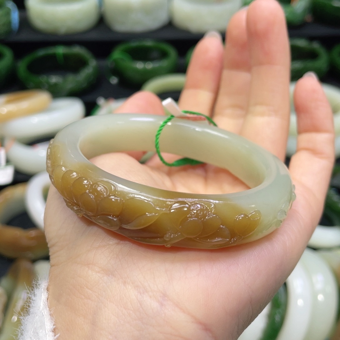 未镶嵌手镯和田玉76