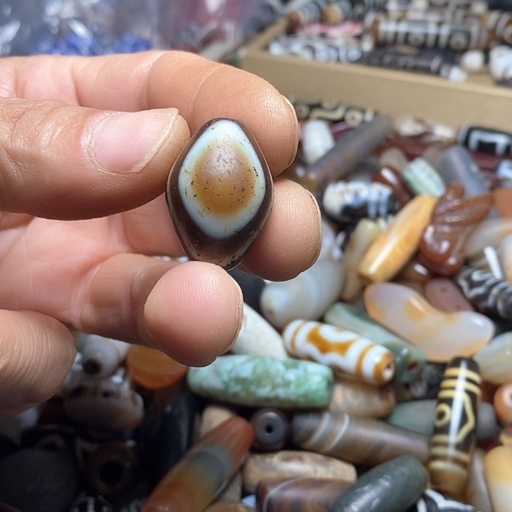 玛瑙/玉髓颈饰未镶嵌4