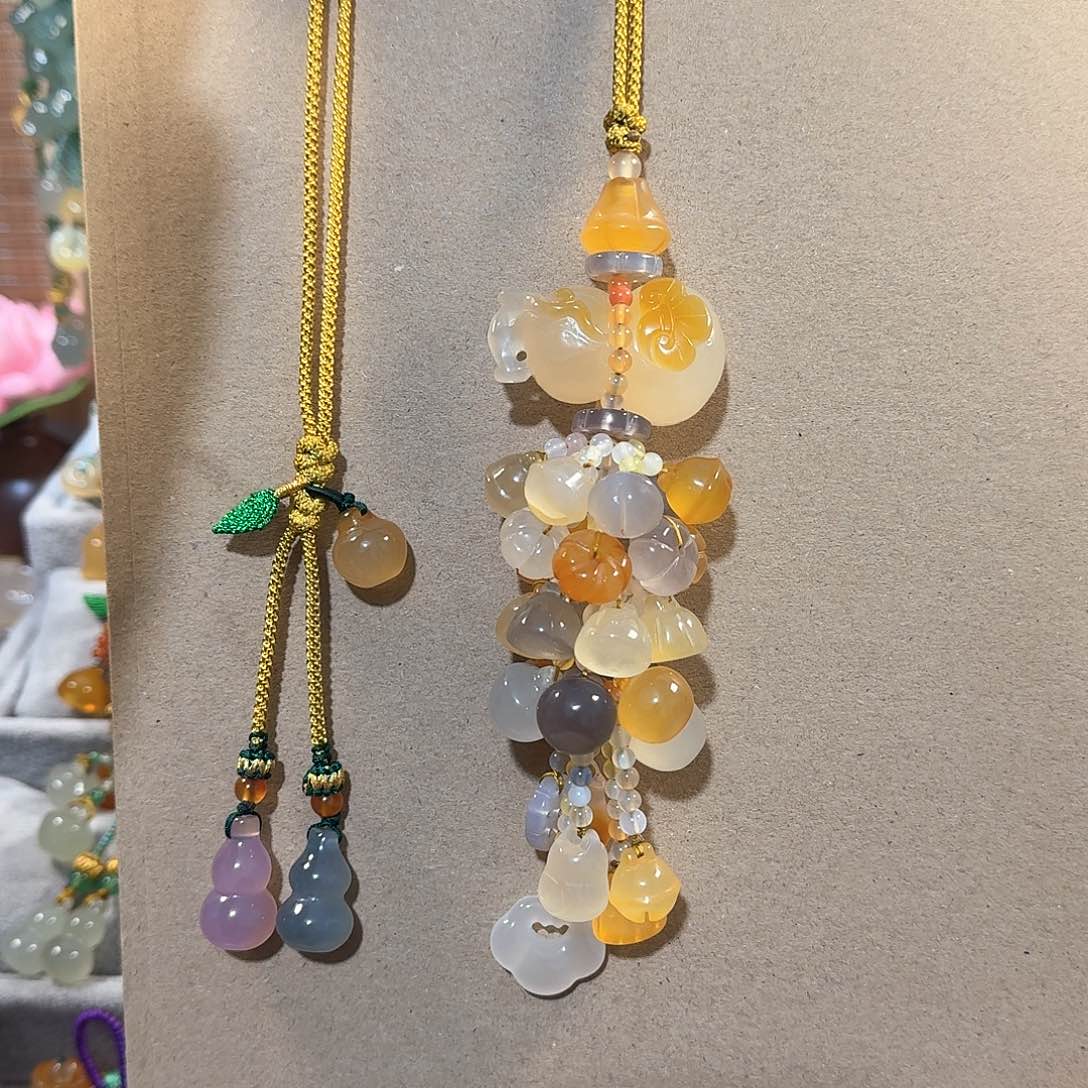 玛瑙/玉髓汽车挂件未镶嵌