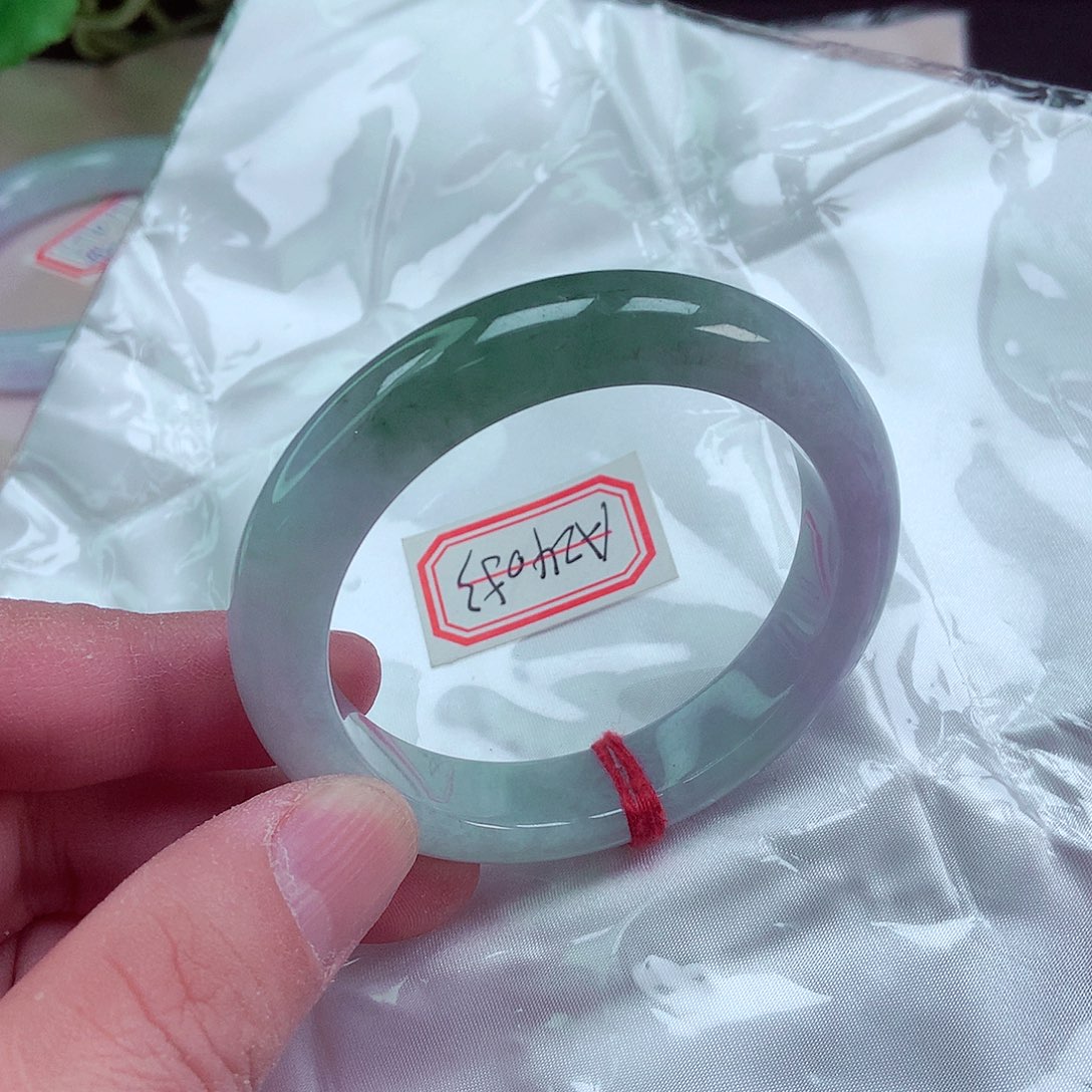 翡翠手镯未镶嵌圈口54