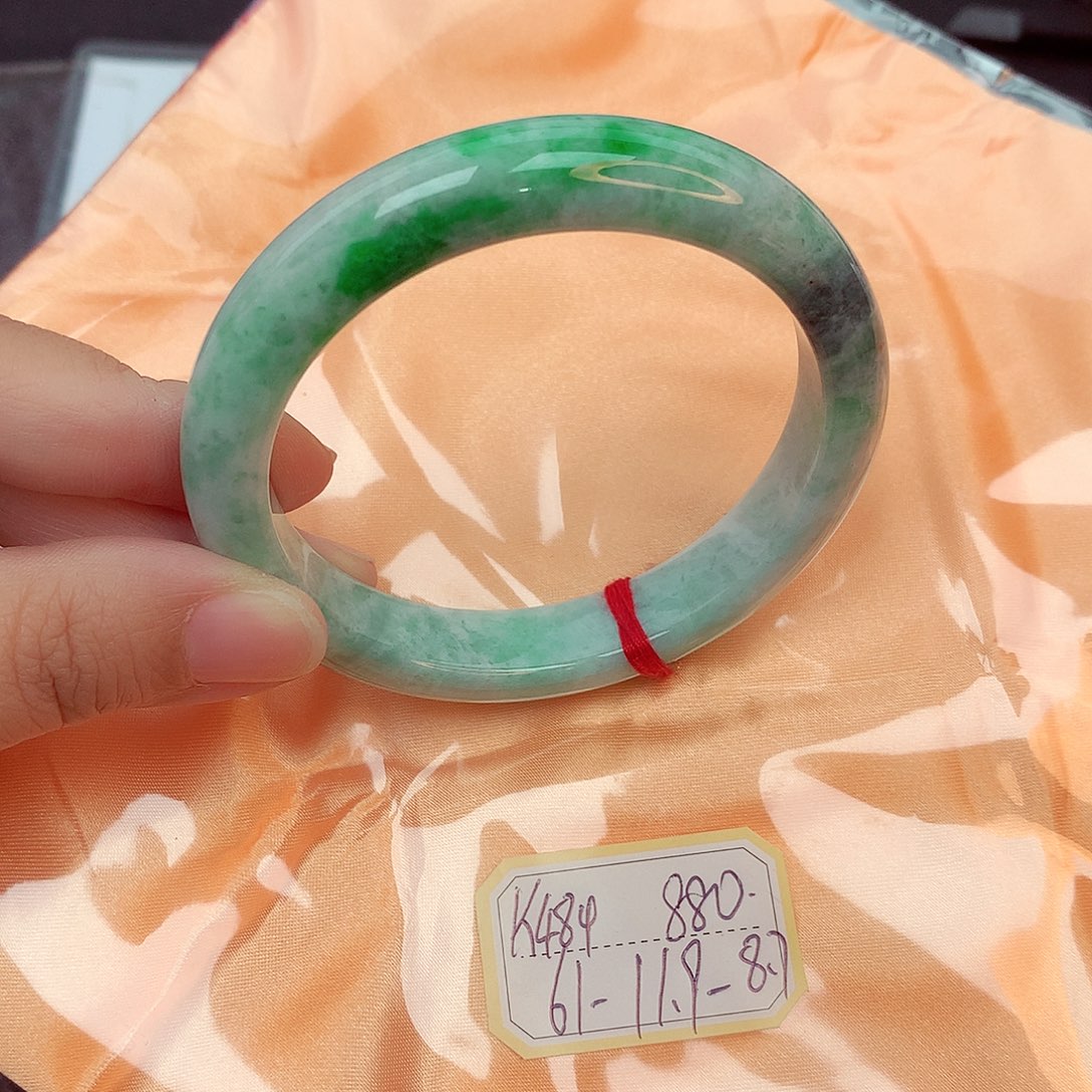 翡翠未镶嵌手镯缅甸翡翠
