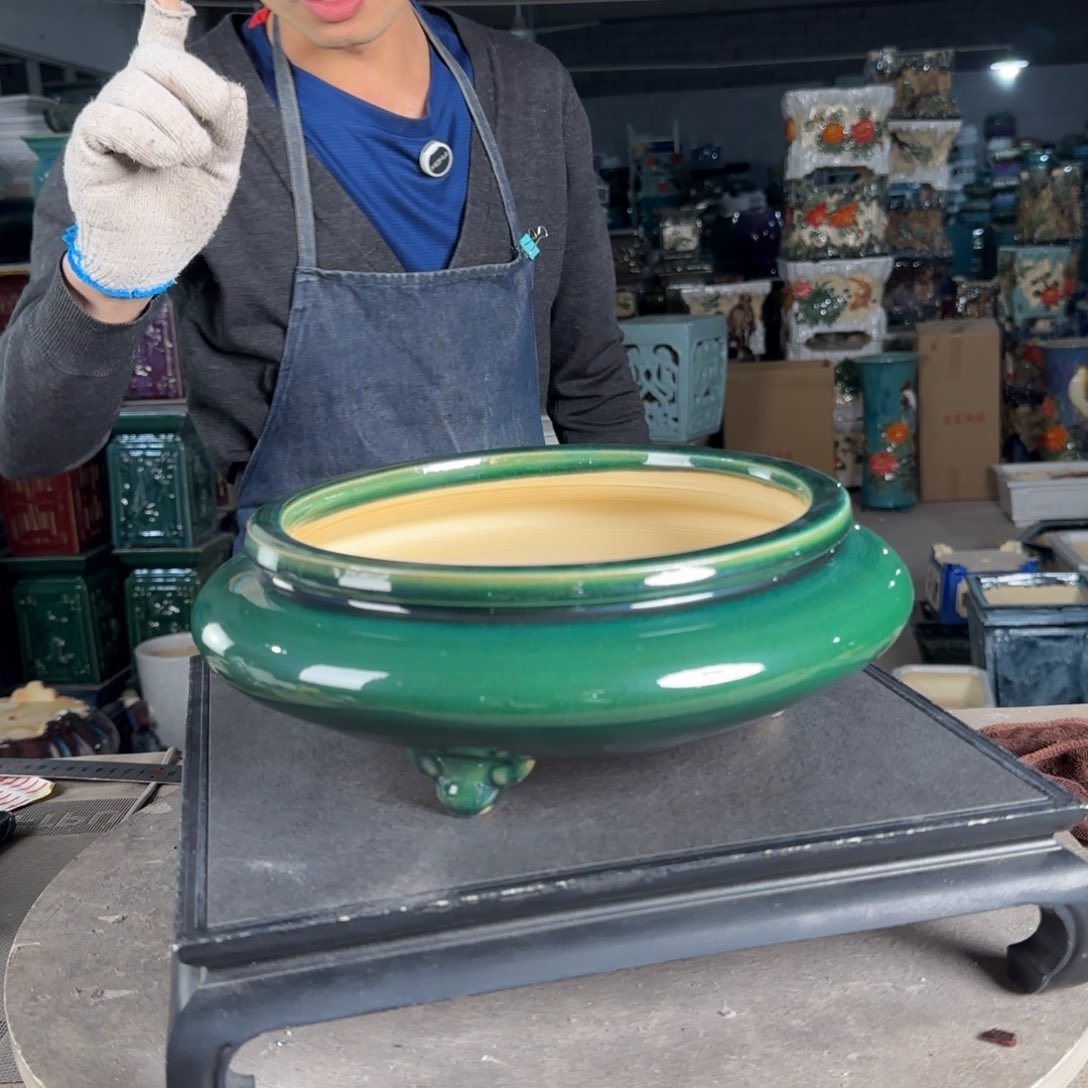 一风堂石湾花盆。