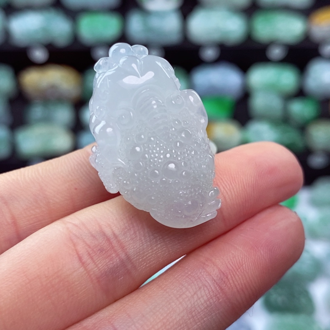 翡翠颈饰未镶嵌天然