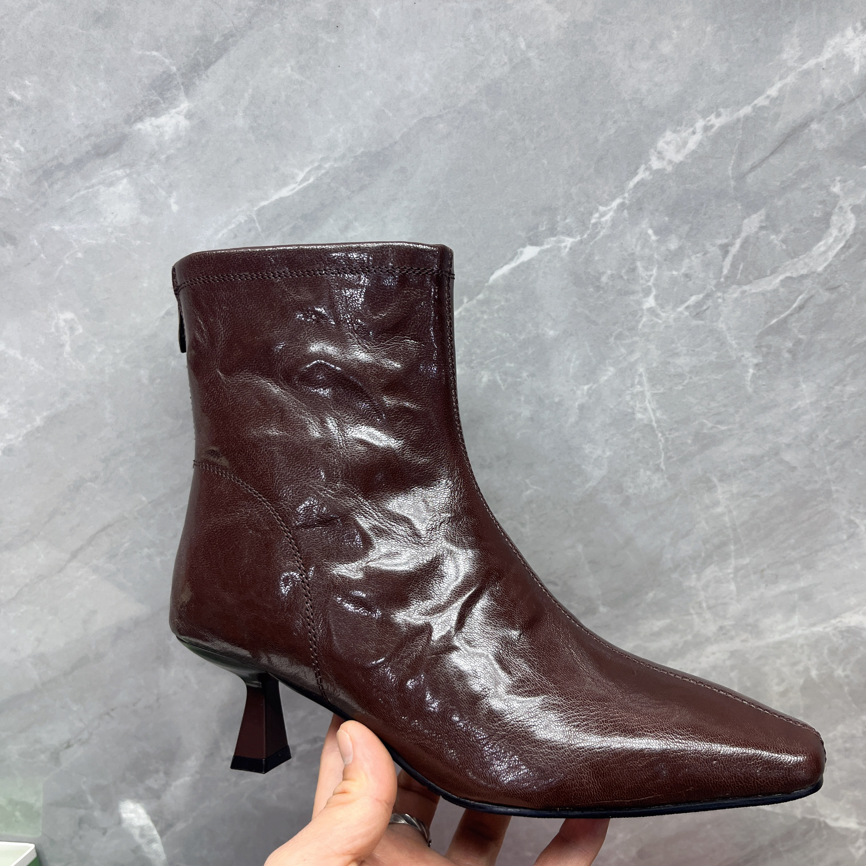 553118广版新款高品质手抓纹头层羊皮加绒气质百搭短靴