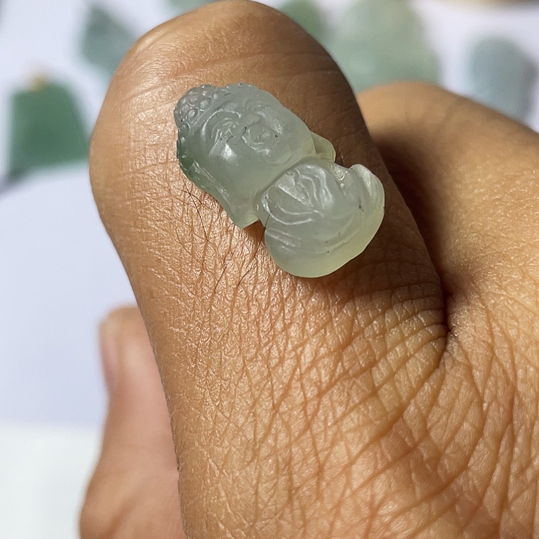 定制翡翠未镶嵌宝宝佛