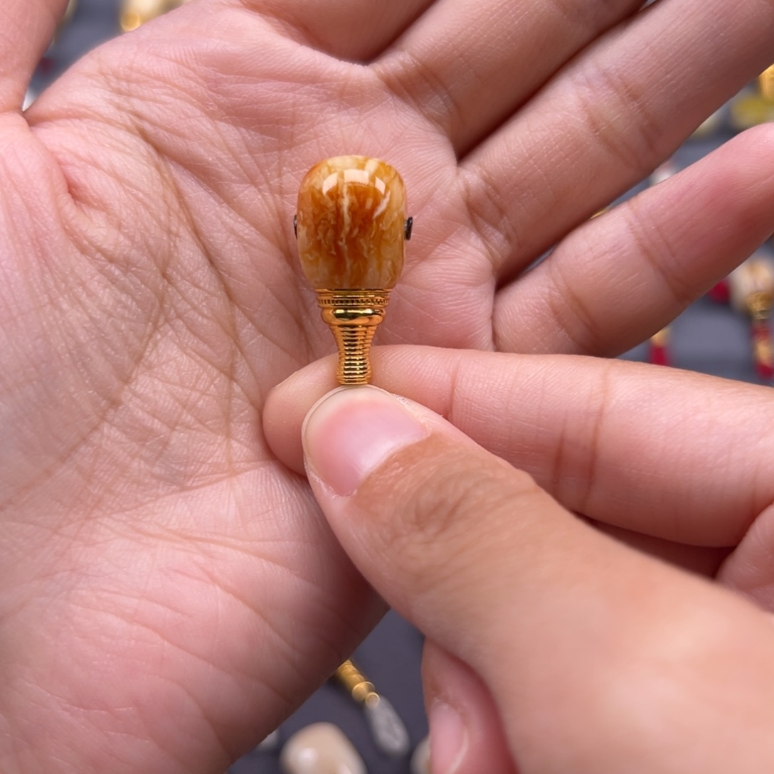 琥珀未镶嵌裸石11.5mm