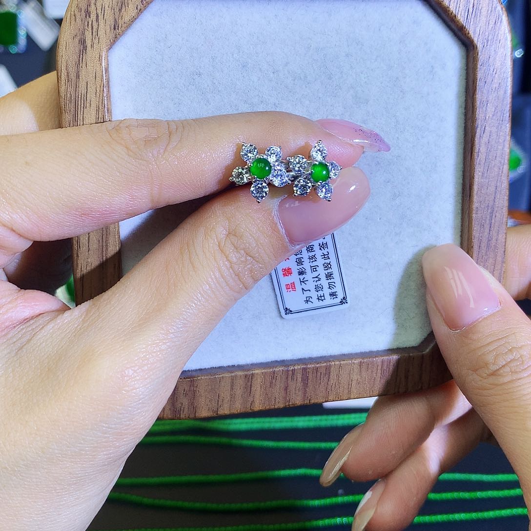 翡翠耳饰银S925镶嵌天然翡翠耳包