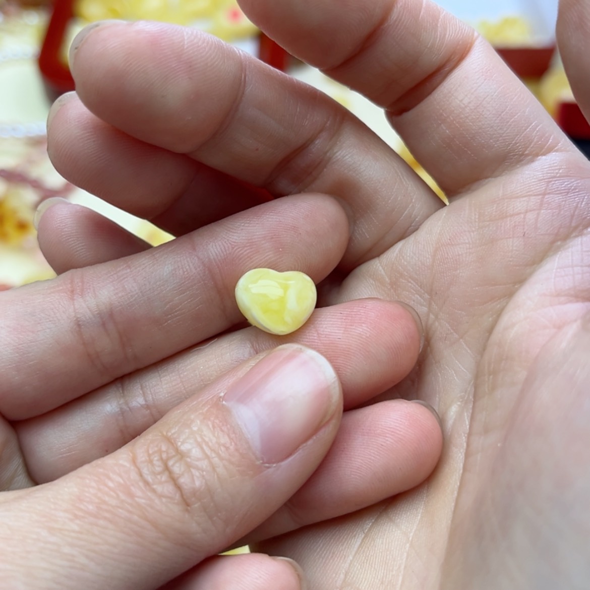 【闪购商品】蜜蜡裸石未镶嵌配饰